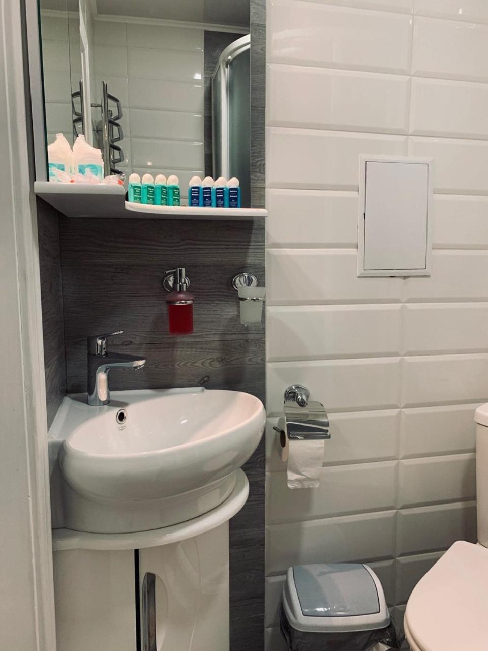 Modern Chaikovskogo Apartment Львов Экстерьер фото